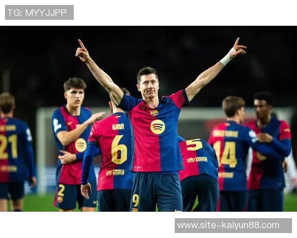 欧冠小组赛最新积分榜拜仁稳居榜首巴萨红军蓝军暂列中游位置