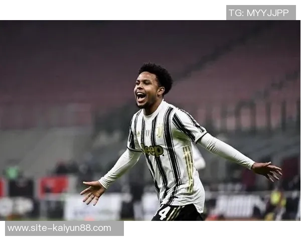 尤文图斯官方宣布禁止3名种族歧视麦肯尼的帕尔马球迷观赛