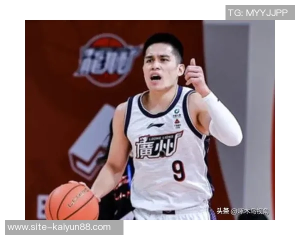 媒体人分析微波炉陈盈骏在世预赛的潜力与威胁需谨防其早期爆发 媒体人分析微波炉陈盈骏在世预赛的潜力与威胁需谨防其早期爆发