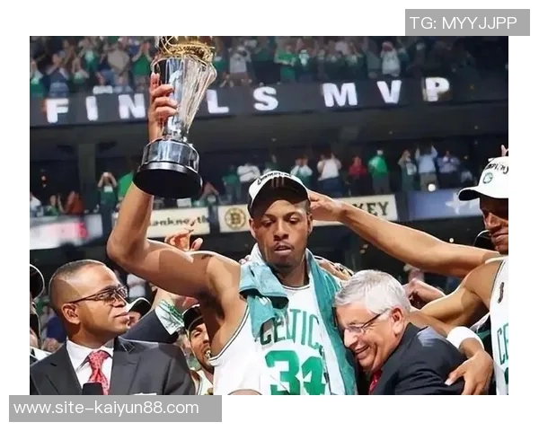 皮尔斯分析保罗加盟火箭的影响力与对抗雷掘刺的局限性 皮尔斯分析保罗加盟火箭的影响力与对抗雷掘刺的局限性