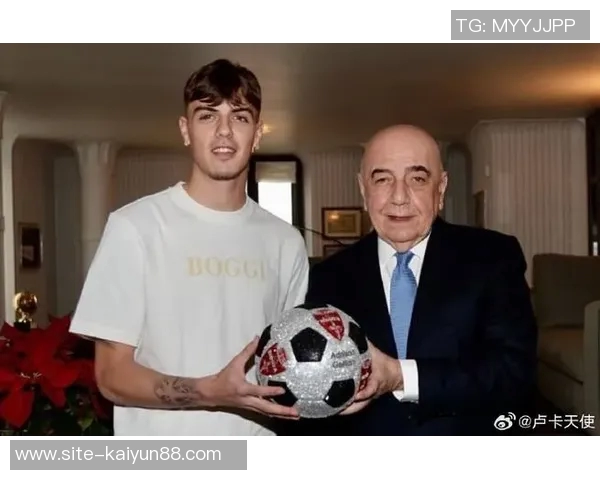 丹尼尔马尔蒂尼租借加盟拉齐奥买断条款设定为1400万欧元 丹尼尔马尔蒂尼租借加盟拉齐奥买断条款设定为1400万欧元